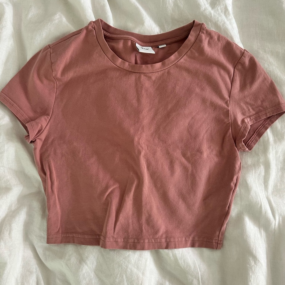 Aritzia cropped shirt